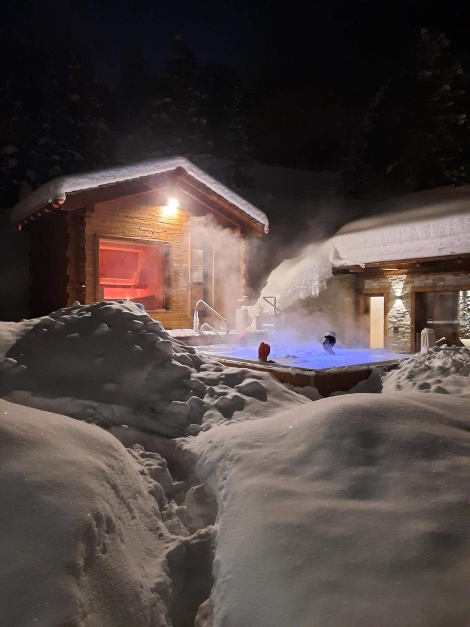 Hotel Del Bosco 利维尼奥 外观 照片
