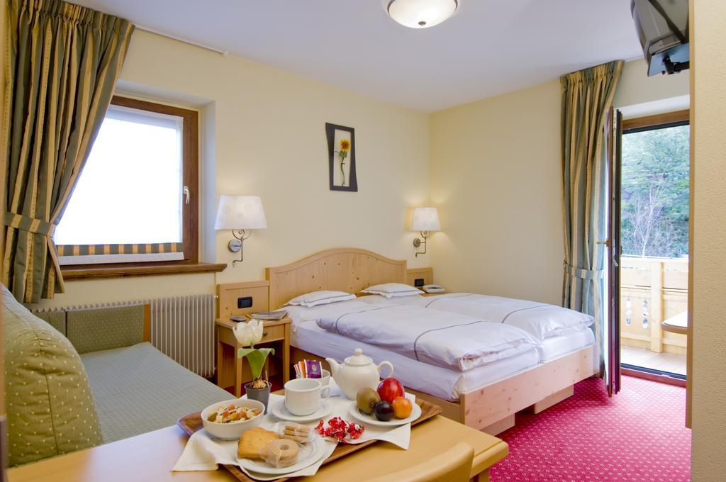 Hotel Del Bosco 利维尼奥 外观 照片
